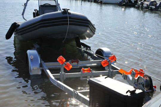 Botenlier_boottrailerlier-bootlier-trailerlier